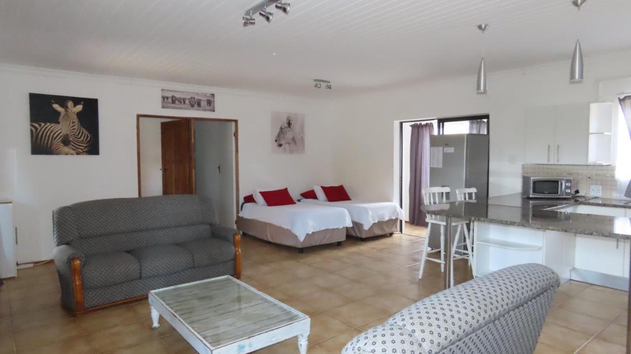 Little Sister'S Apartment Колчестър Екстериор снимка